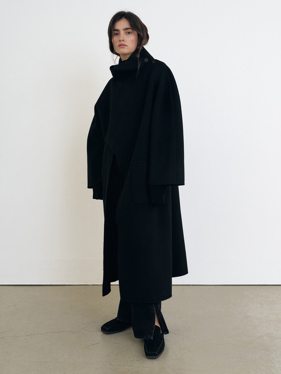 MAISONMARAIS Handmade Cape Coat_Black