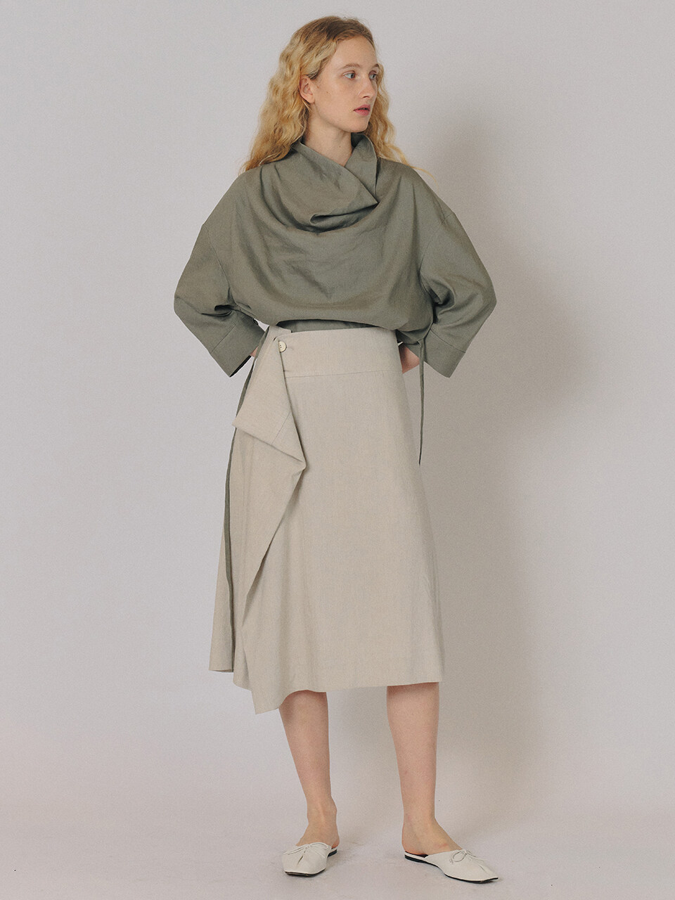 MAISONMARAIS Linen Flared Skirt