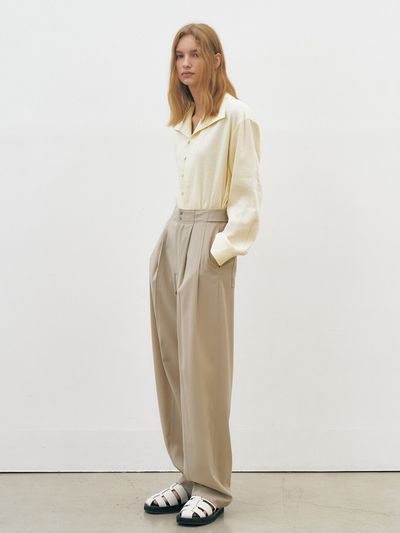 MAISONMARAIS Snap Wool Slacks_Sand