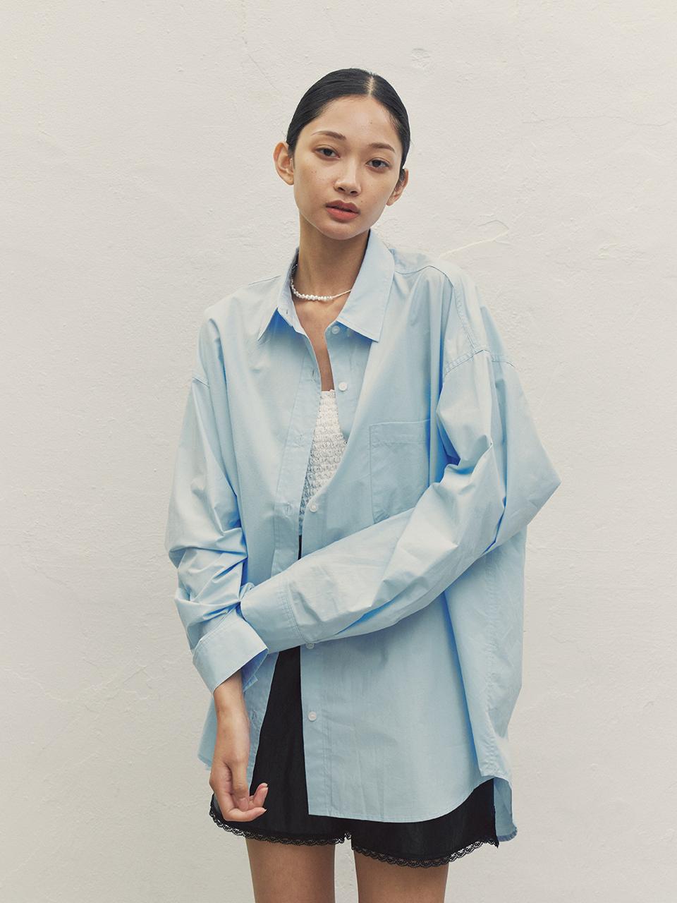 MAKE A TOAST UNISEX OVERSIZED FIT LOGO SHIRT BLUE MBDFTO011BL