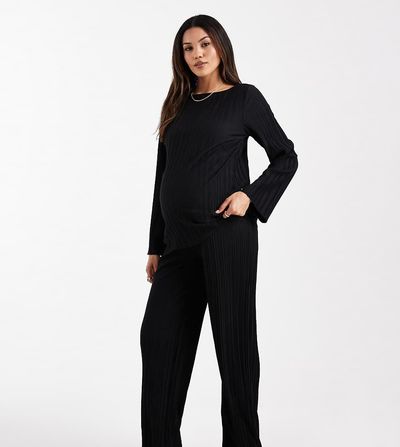 Mama.licious Mamalicious Maternity wide leg plissé pants in black - part of a set