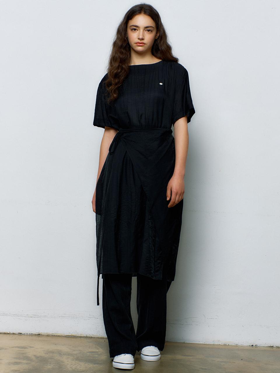 MANAVIS7 Eloi Wrap One-Piece Maxi [Black]