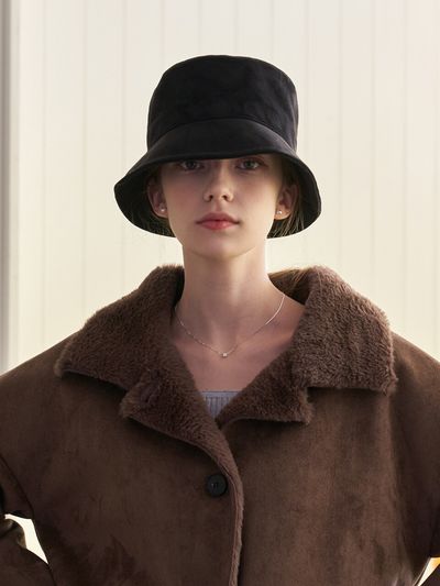 MANES Hune Suede Bucket Hat - 2 Colors