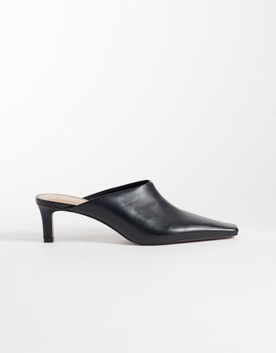 Mango Mango 100% leather heeled pointed mule in black