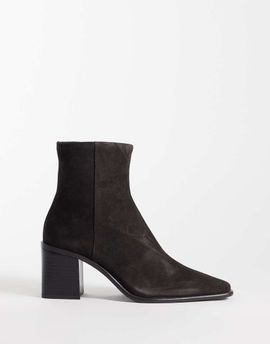 Mango Mango 100% leather pointed heeled ankle boot in dark chocolate-Brown