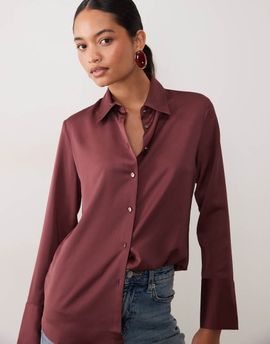 Mango Mango classic shirt with gold-tone buttons in burgundy-Red