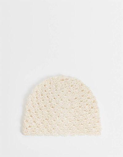 Mango Mango knit beanie hat in cream-Neutral