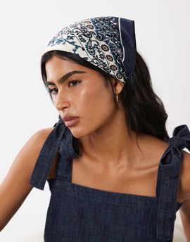 Mango Mango neck scarf in blue tile print-Navy