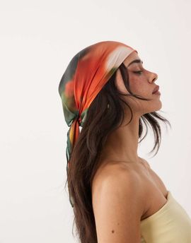 Mango Mango neck scarf in blurred floral print-Orange