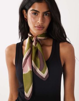 Mango Mango neck scarf in vintage floral print-pink