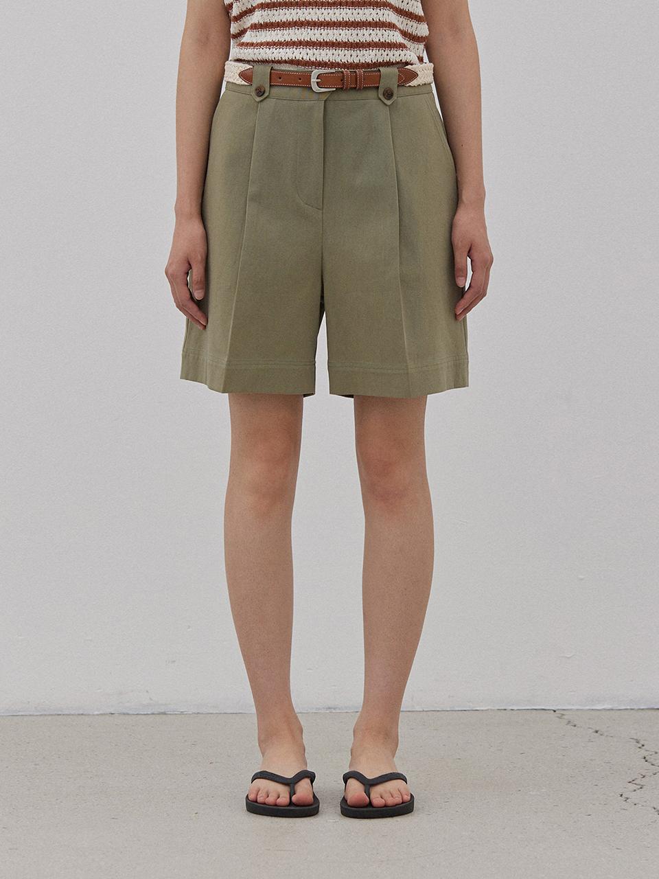 MangoManyPlease COLLMA PINTUCK SHORTS (2colors)