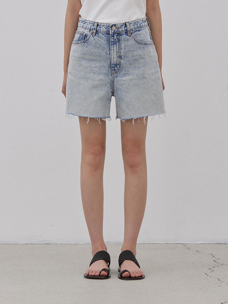 MangoManyPlease LOW DENIM SHORTS
