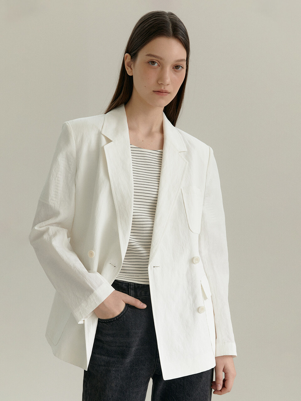 MANNON MALIBU Double Breasted Linen Blazer_White