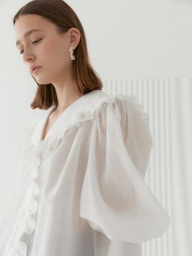 MANNON PONNY Ruffle Trimming Collar Sheer Cotton Blouse (White)