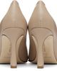 Manolo Blahnik Manolo Blahnik Beige Cleofelo Calf Leather Heels - 2
