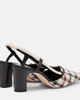 Manolo Blahnik Manolo Blahnik Vestal checked slingback pumps - 2