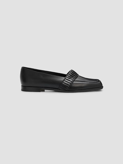 Manolo Blahnik Women's Minoffa Leather Loafers