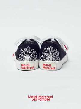 MARDI MERCREDI LESPOMPES Eclore Sneakers_Black