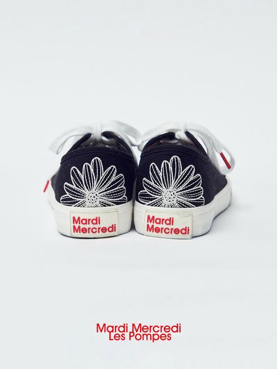 MARDI MERCREDI LESPOMPES Eclore Sneakers_Black