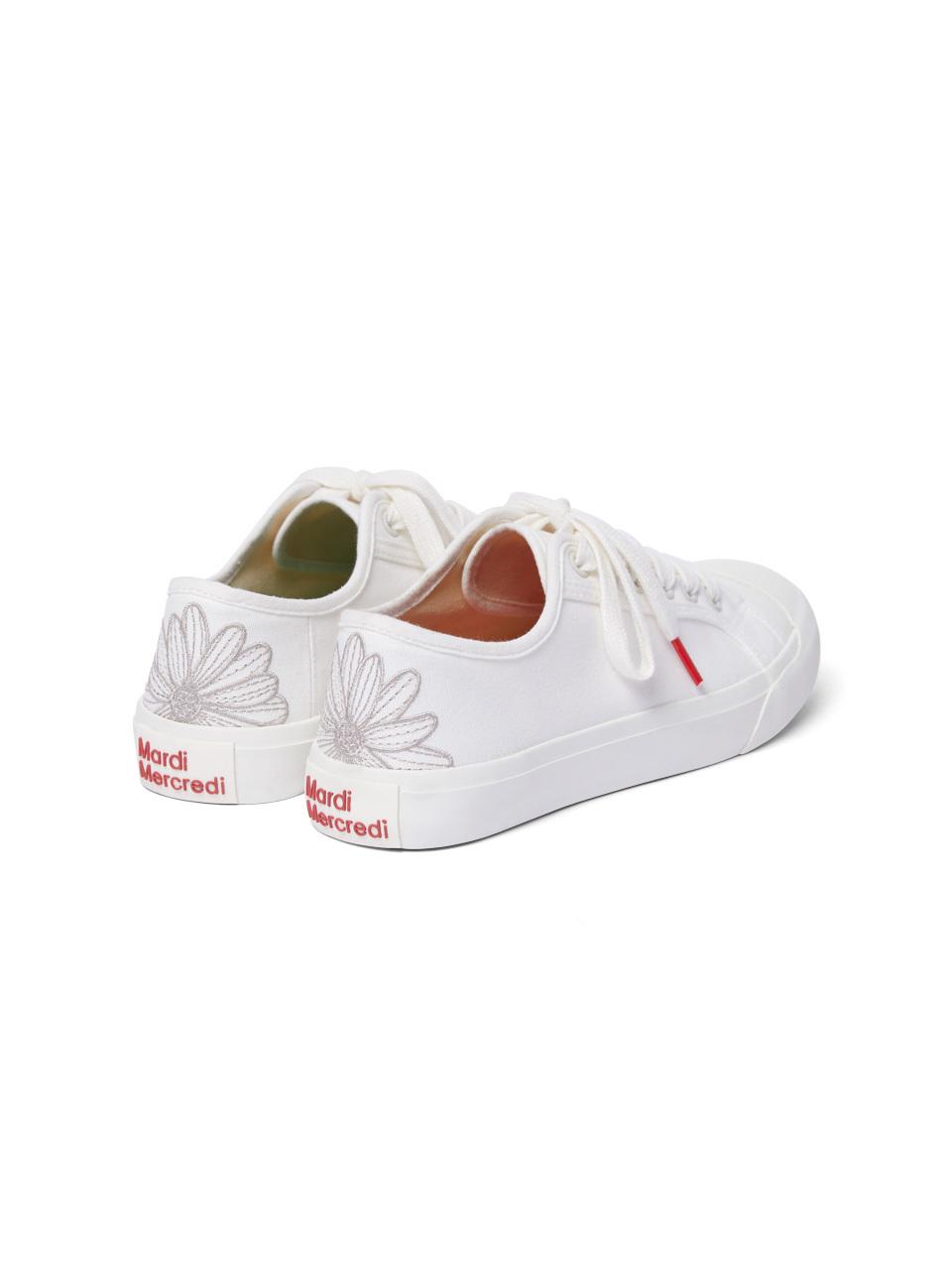 MARDI MERCREDI LESPOMPES ECLORE SNEAKERS_white BEIGE