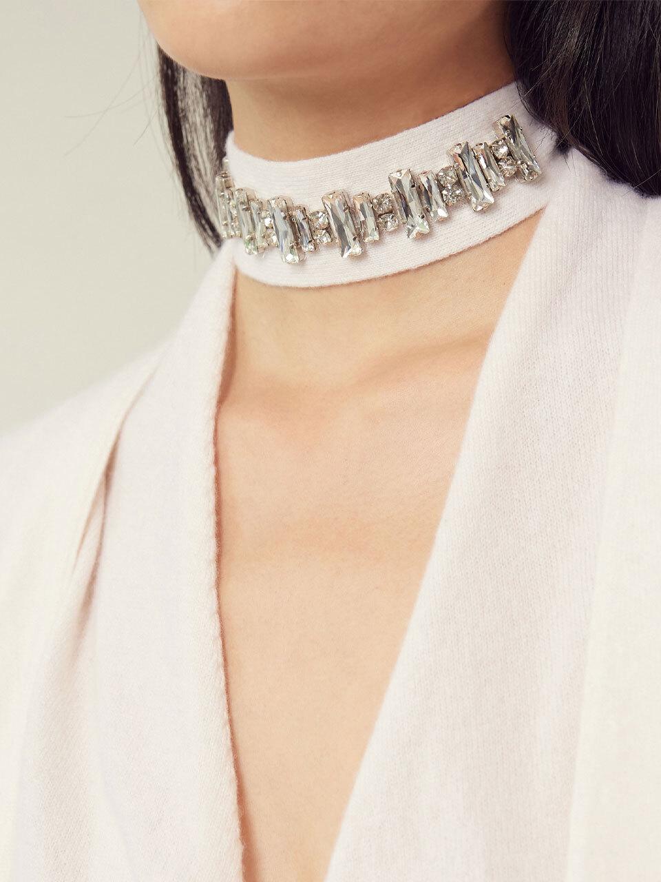 Mare di mari Cashmere Glass Bead Luxury Choker [Beige]