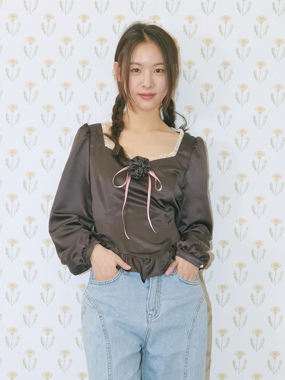 margarin fingers Corsage Satin Blouse - Dark Brown
