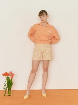 margarin fingers Painted Flower Bermuda Pants - Light Orange