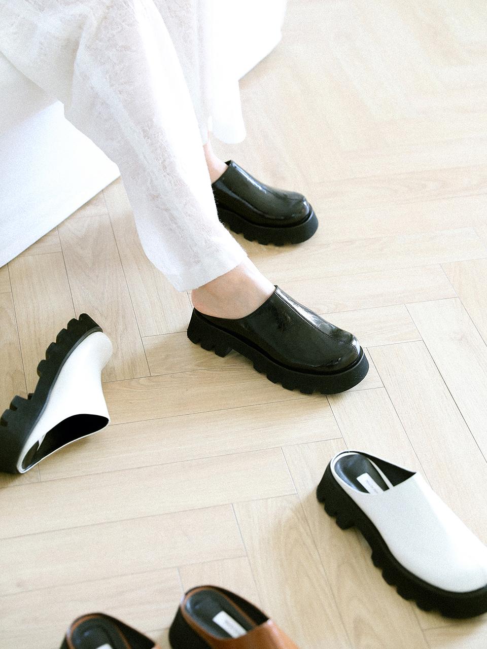 Marie mon dieu Montir Platform Mule (3 Colors)
