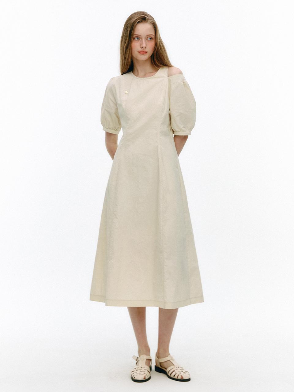 marieclaire Crinkle Shoulder Slit Dress (MAFBOP01MIV)