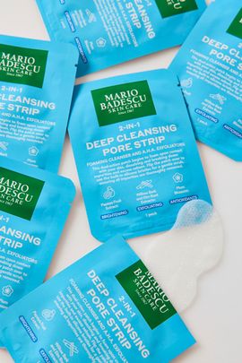 Mario Badescu Mario Badescu 2-In-1 Deep Cleansing Pore Strip 6-Pack in Blue at Urban Outfitters