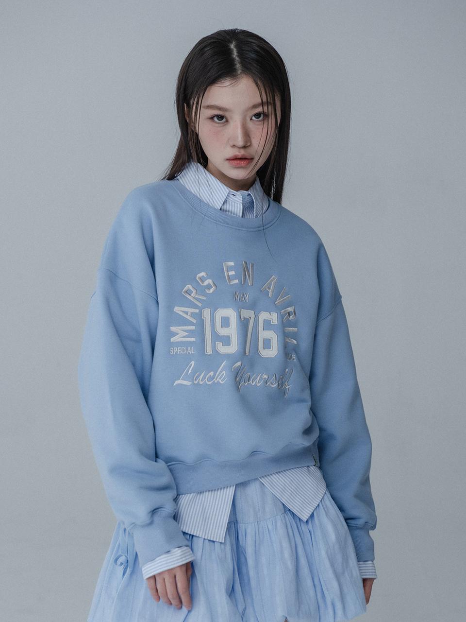 mars en avril 1976 Sweatshirt [Sky Blue]