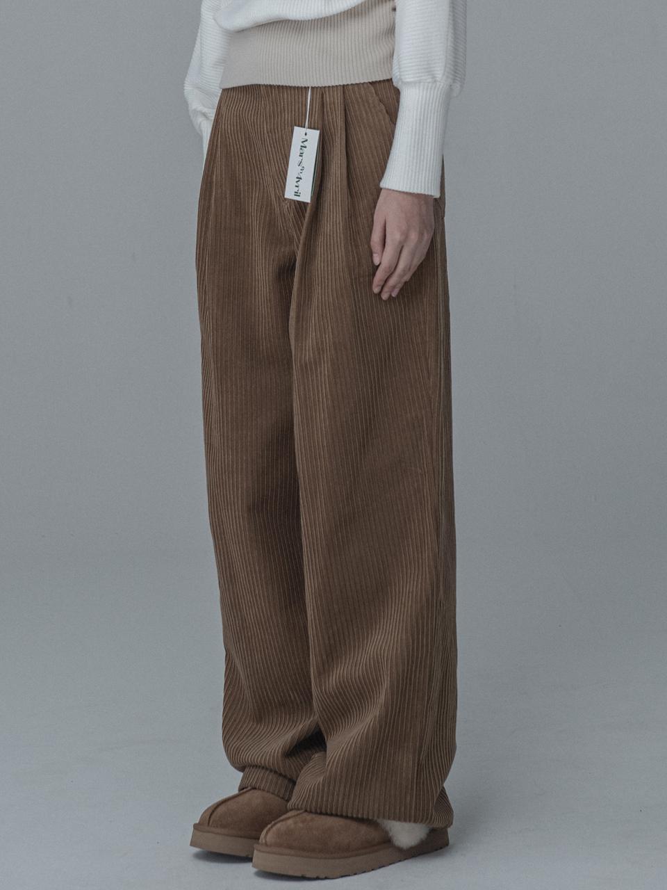 mars en avril Corduroy Tuck Wide Pants [Brown]