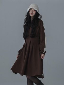 mars en avril Flare Dart Fitted dress [Brown]