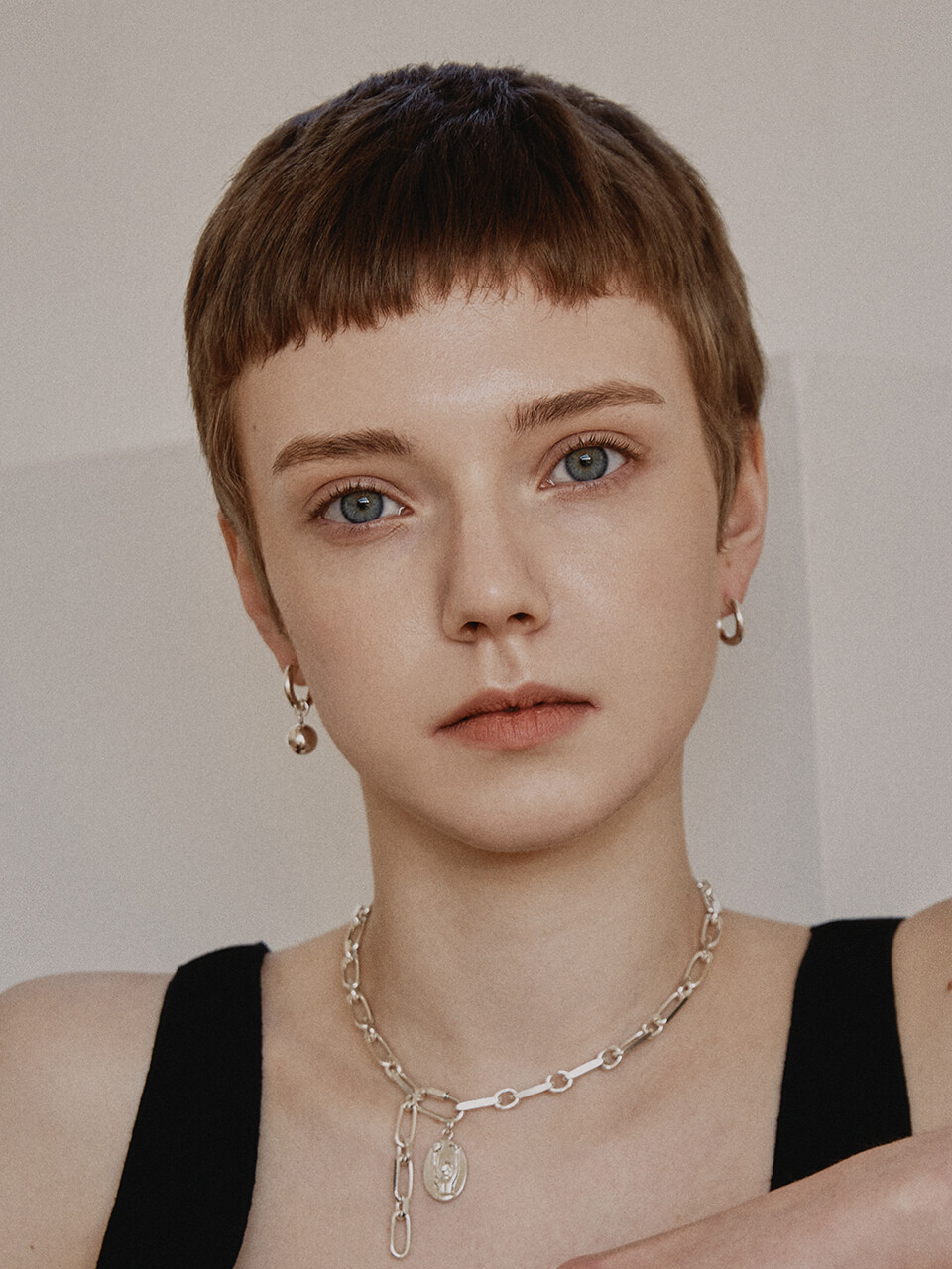 MARSBOM Bone and boll earring silver