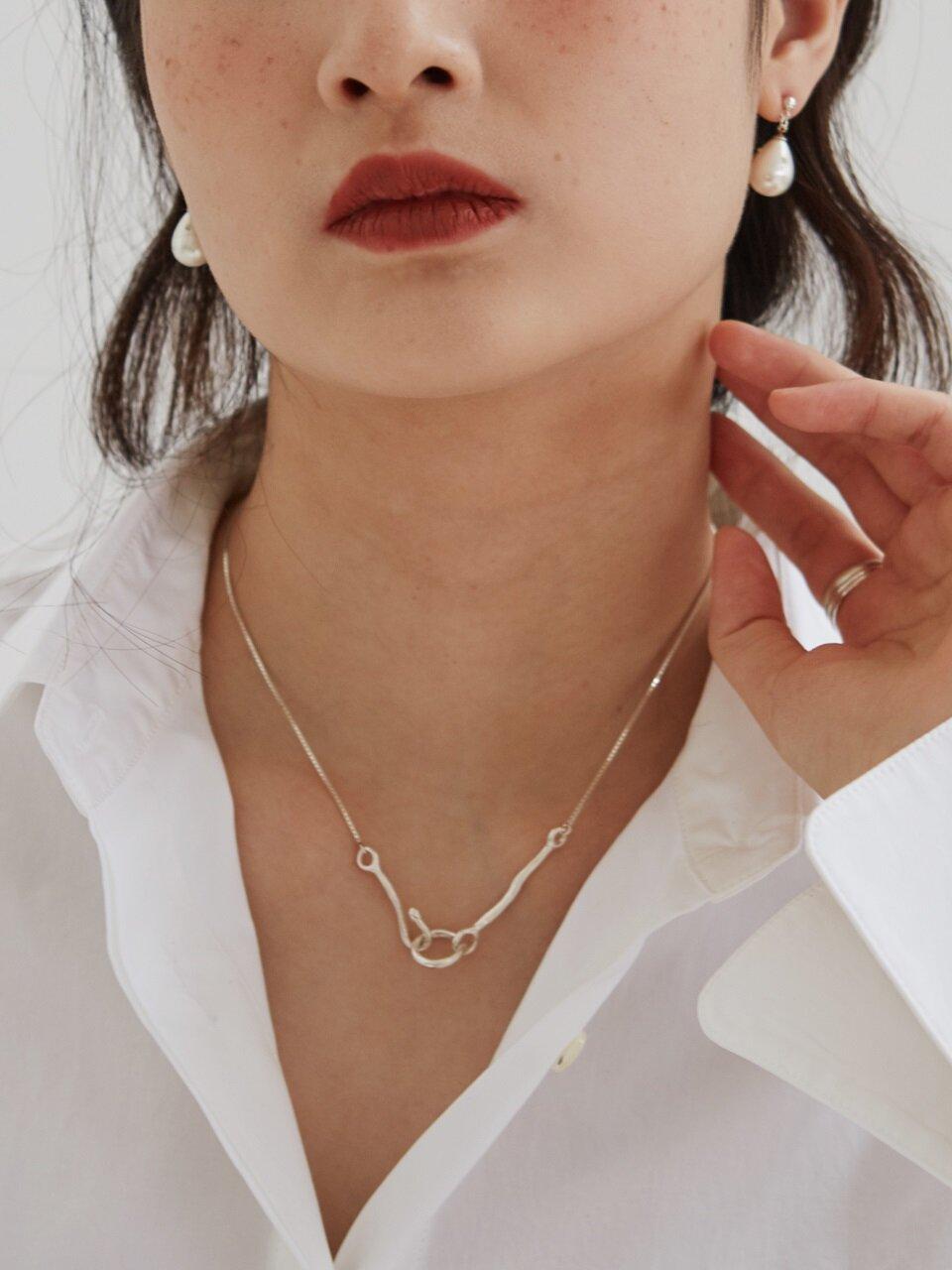 MARSBOM Branch Circle Necklace