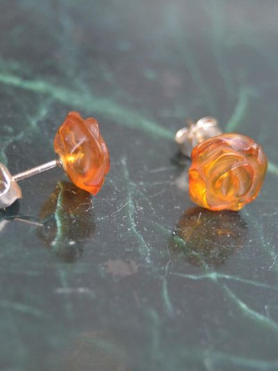 martha in the garret amber rose Earring