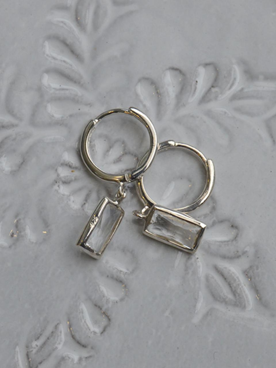 martha in the garret briana Earring