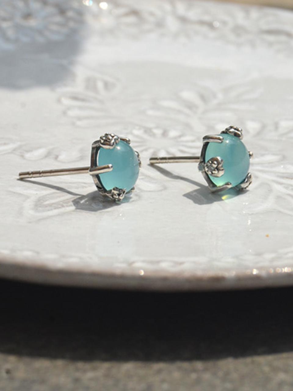 martha in the garret carmella Earring