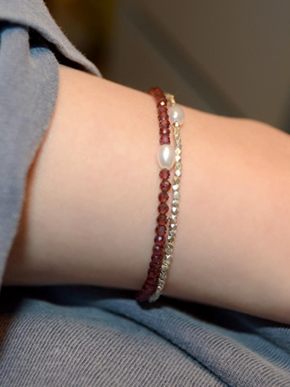 martha in the garret granny.garnet Bracelet