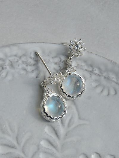 martha in the garret lillibeth Earring