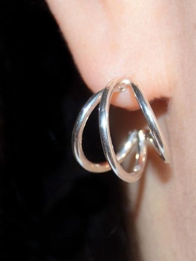 martha in the garret miel ii Earring