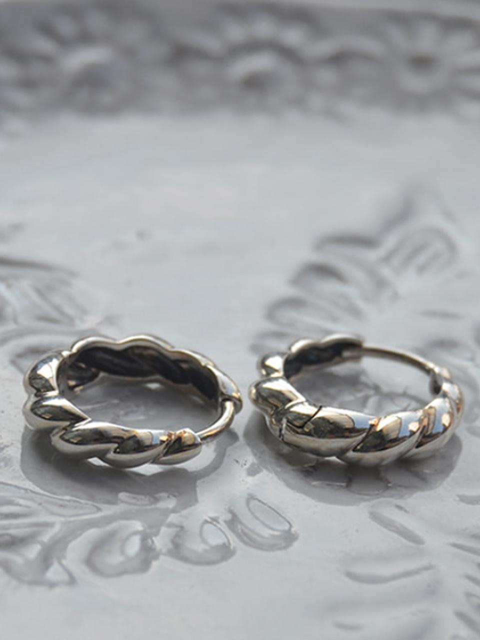 martha in the garret mineur ii Earring