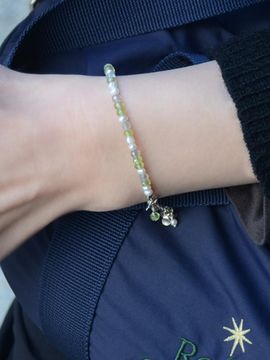 martha in the garret Natural Peridot Sterling Silver Bracelet [Green]