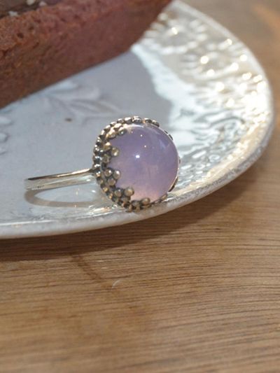 martha in the garret portobello. lilac aven Ring