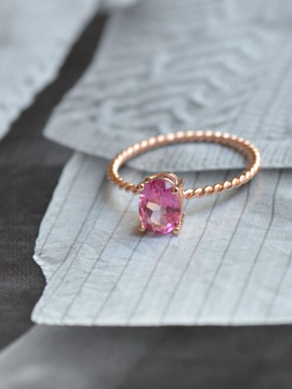 martha in the garret Twisted Band Sterling Silver Ring [Pink]