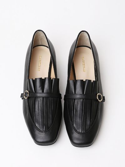 MARYRINGO Becca Gathering Loafer _ Black