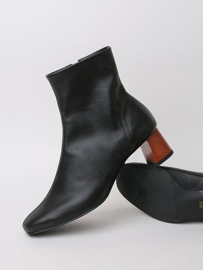 MARYRINGO Becca Point Hill Boots _ Black