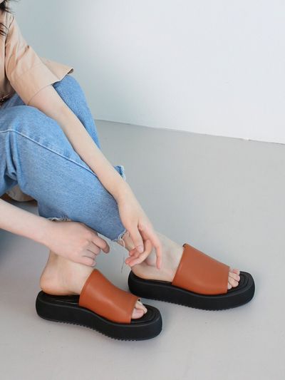 MARYRINGO Chloe Simple Platform Slide_Brown