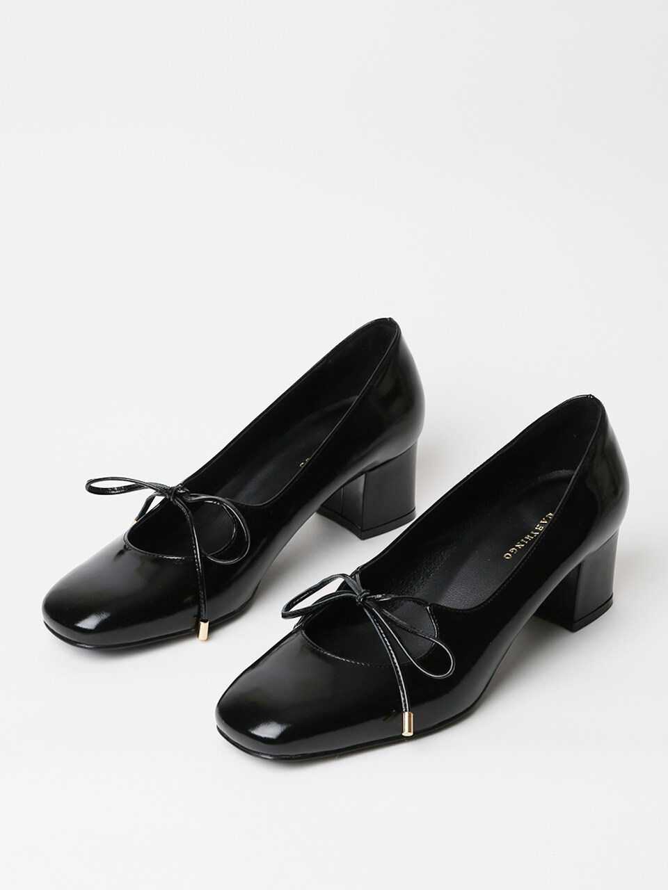 MARYRINGO Susan Ribonn Pumps _ Black