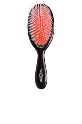 Mason Pearson Mason Pearson Universal Nylon Hairbrush